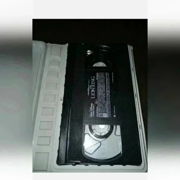 5/$25 Walt Disney's The Lion King Masterpiece Edition VHS - Picture 3 of 3